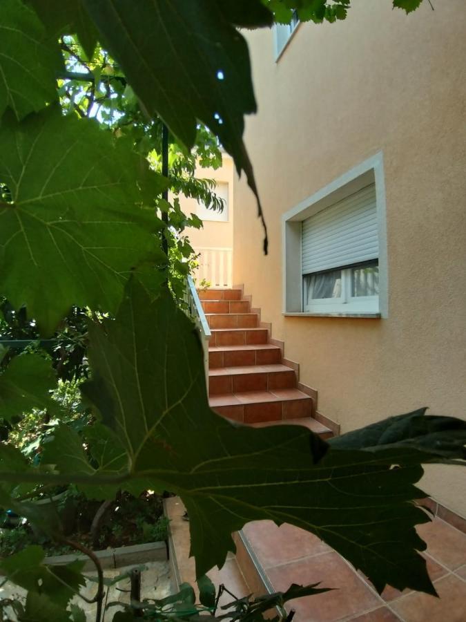 Appartamento Vodice Apartman Esterno foto