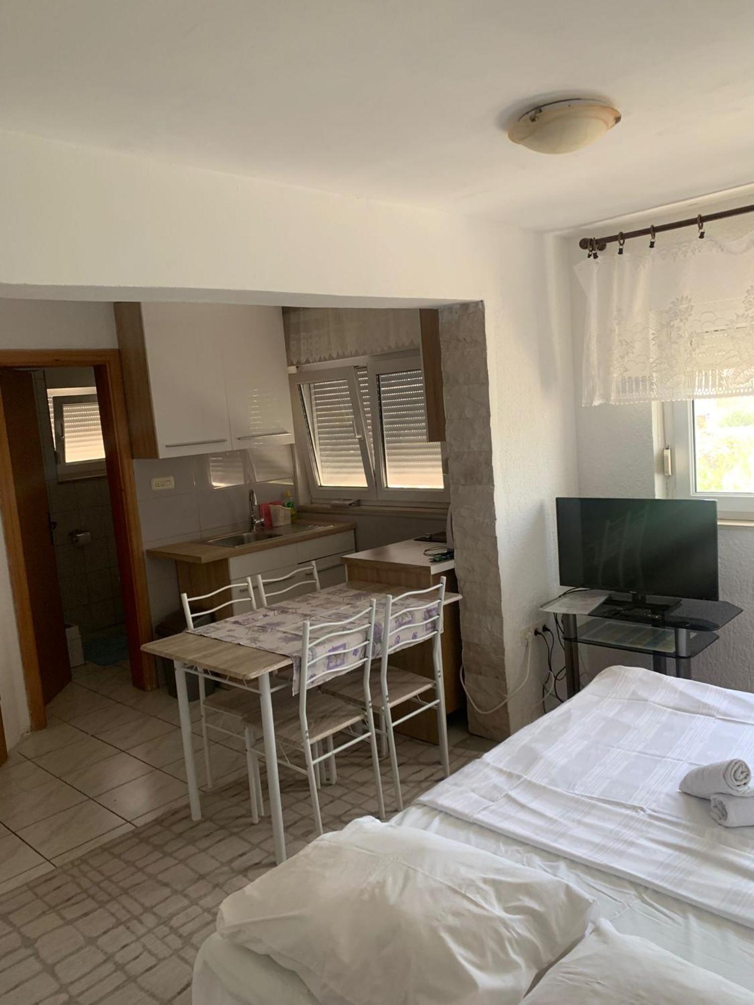 Appartamento Vodice Apartman Esterno foto