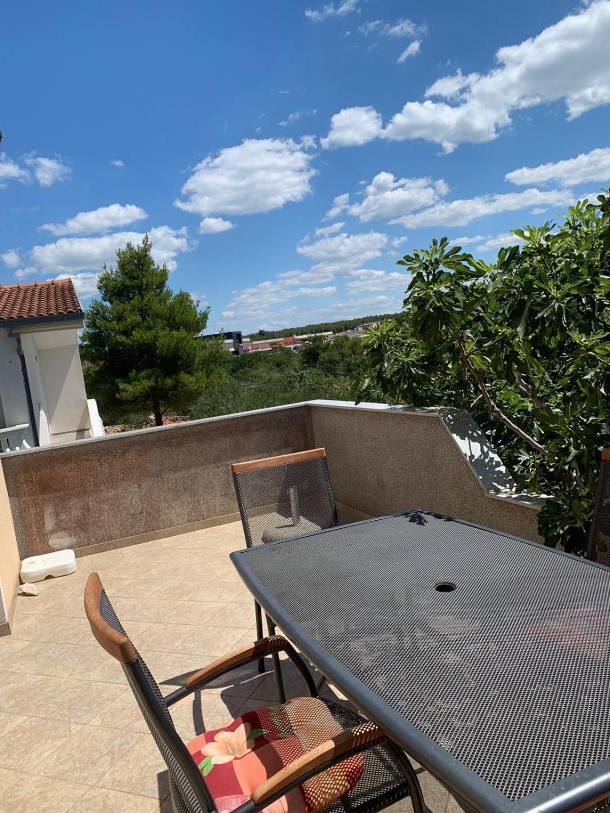 Appartamento Vodice Apartman Esterno foto